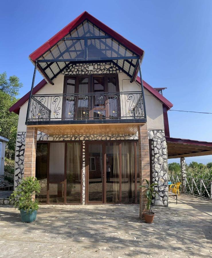 Kirta Hotel Gordi ภายนอก รูปภาพ